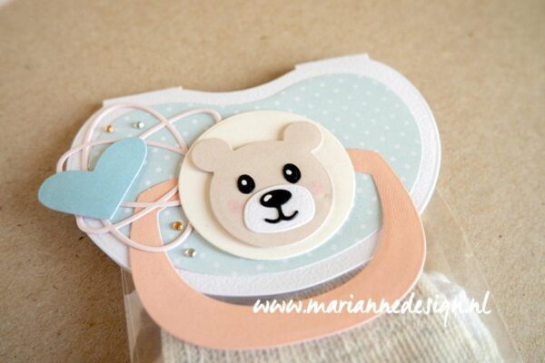 COL1522 Collectables snijmallen - Marianne Design - Bagtopper Pacifier by Marleen vb
