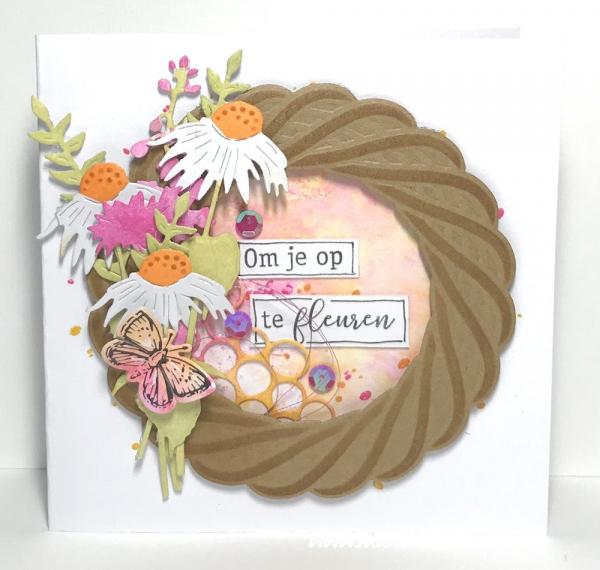 CR1517 Craftables snijmal Field Bouquet vb